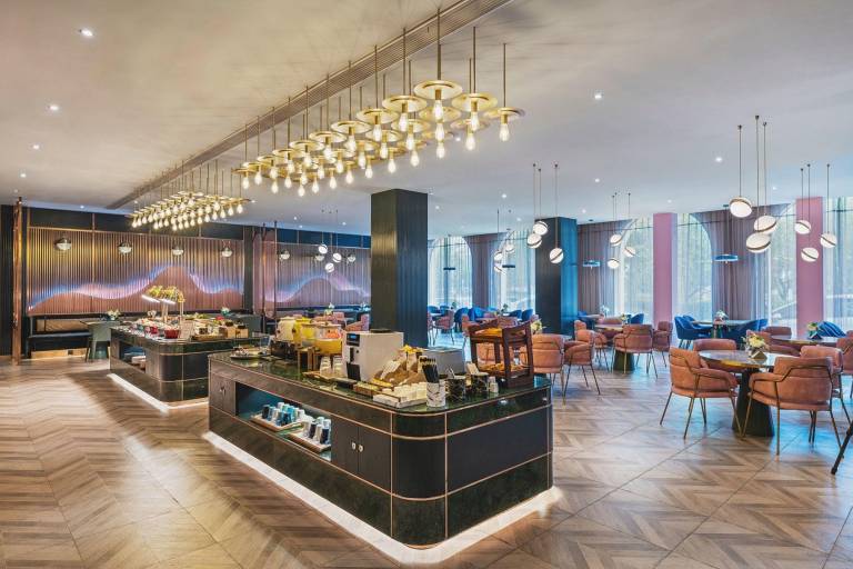 Orange Hotel Select Qingdao Wusi Square — photo 3