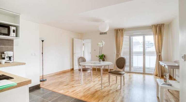 MEDICIS HOME Nice Saint -Laurent- Du -Var in Cagnes-sur-Mer