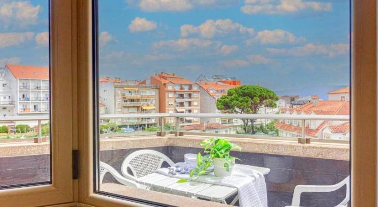 Fully equipped holiday apartment with patio | Close to the beach | Pets are welcome — photo 3