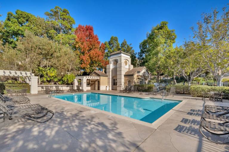 Apartment  Carmel Valley