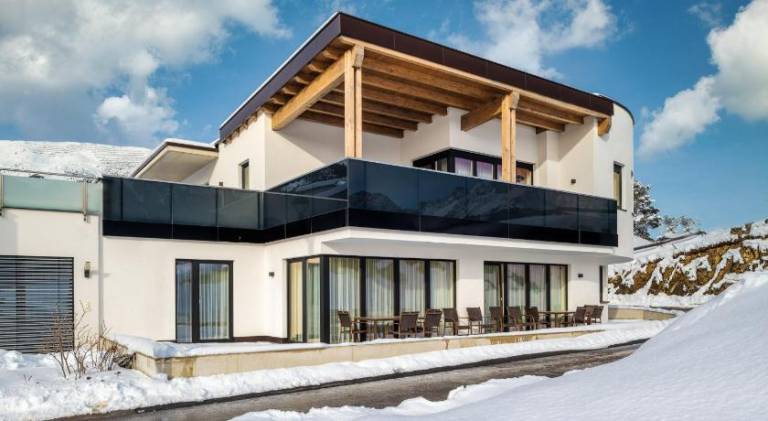 Apartment with patio | Dogs allowed in Ladis