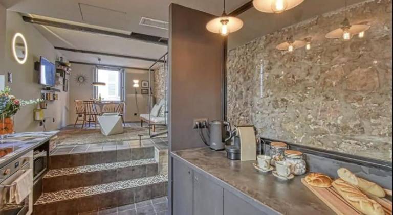 Fully equipped lovely holiday apartment | Next to the beach | Good for workation | Pets are welcome in Cannes