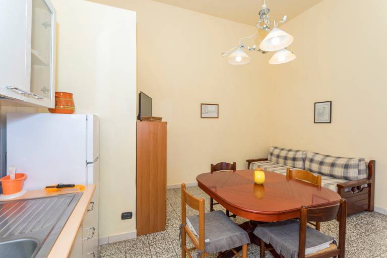 Apartment 'Casa Dell'Eucalyptus - Ginestra Ar' with Mountain View, Wi-Fi and Air Conditioning — photo 3