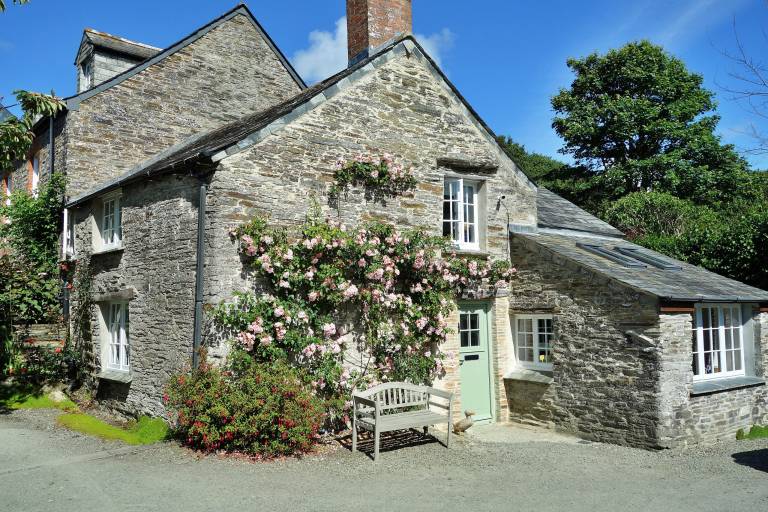 Cottage Constantine Bay