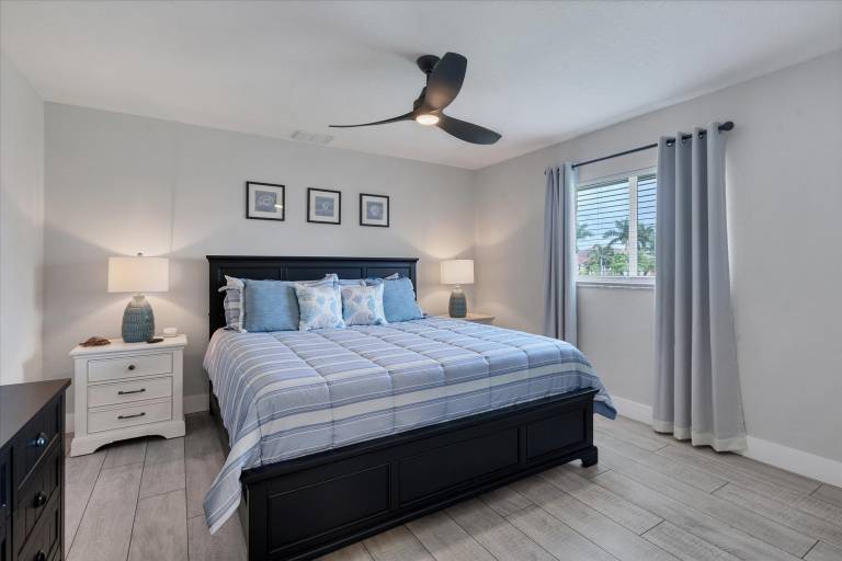 Punta Gorda 3-Bedroom Canalfront Pool Vacation Home with Dock — photo 4