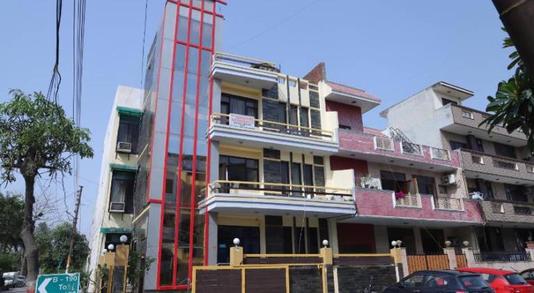 Sunshine Residency Castle Pvt Ltd in Noida
