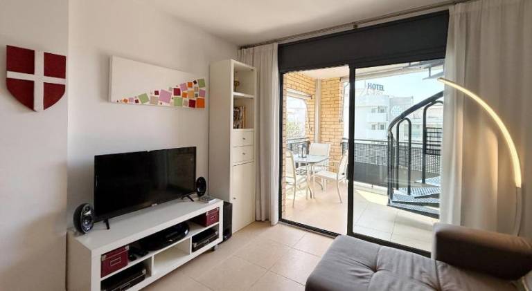 Holiday apartment with pool — photo 2