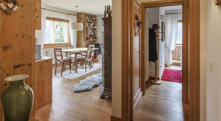 Beautiful serviced apartment with terrace, yard & sauna | Close to the ski | Pet-friendly — photo 3