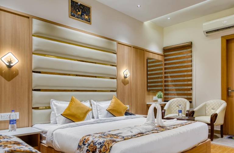 Hotel Holiday Dreamz By Ajooni Hospitality