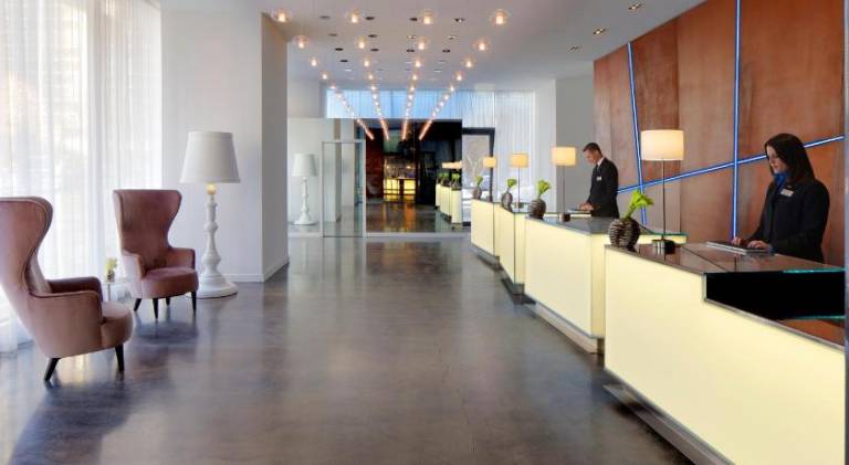 Radisson Blu Aqua Hotel, Chicago — photo 4