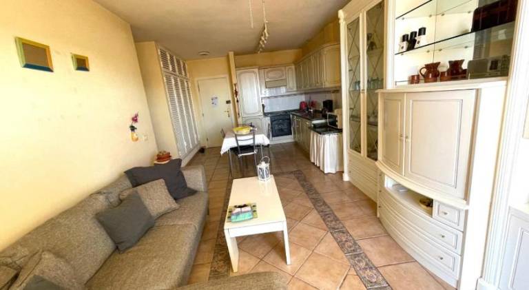 Rental apartment with terrace & private pool — photo 2