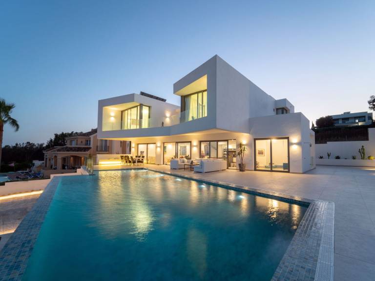 Villa  Torreguadiaro