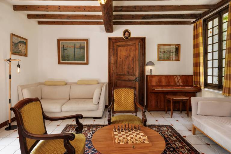 Le Clos de la Capelle – Charm & Comfort in Libourne, Private Garden and Spacious Areas for 8 People — photo 4