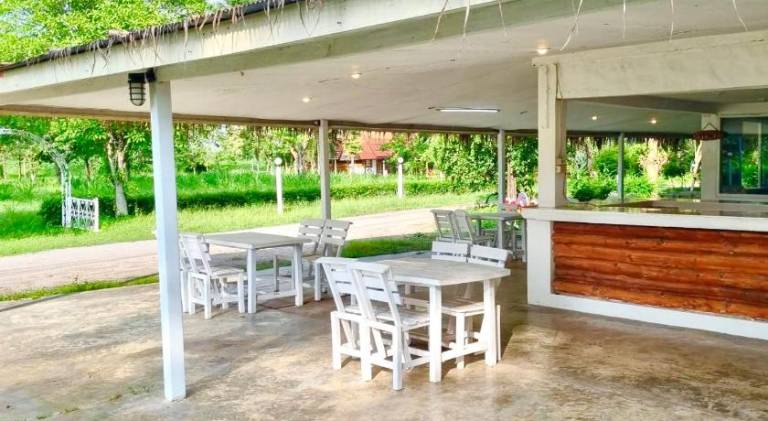 The Golden View Resort Suan Phueng — photo 5