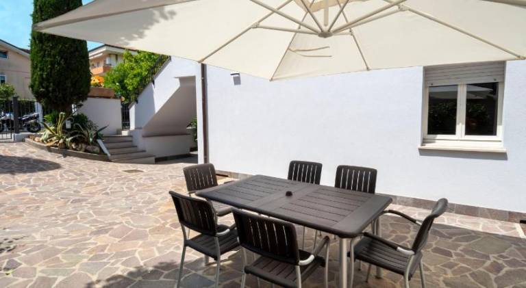 Pleasant holiday apartment with yard | Next to the beach | Suitable for remote work | Pets are welcome — photo 3