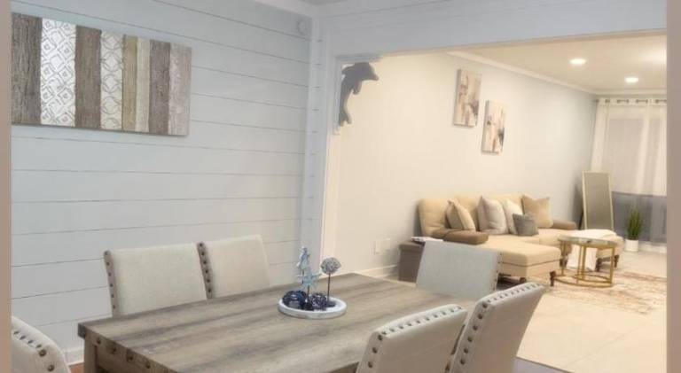 Vacation home with terrace — photo 4