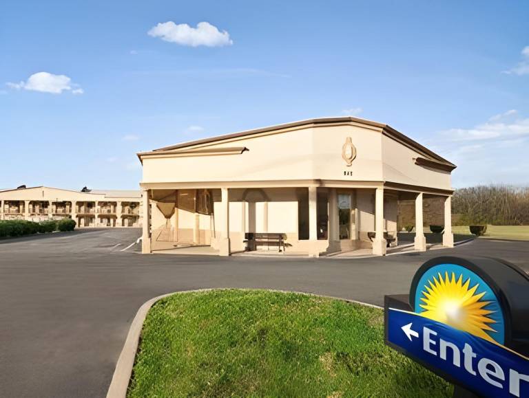 Days Inn by Wyndham Wrightstown McGuire AFB/Bordentown in Wrightstown, NJ