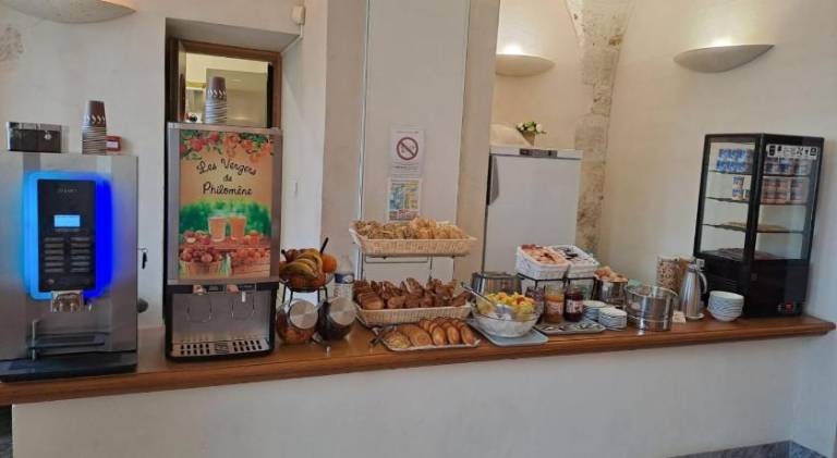 Hotellerie Saint Yves — photo 5