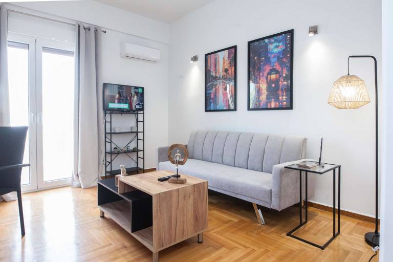 Trendy 2 Bd Apt in Likavitos with Spectacular View