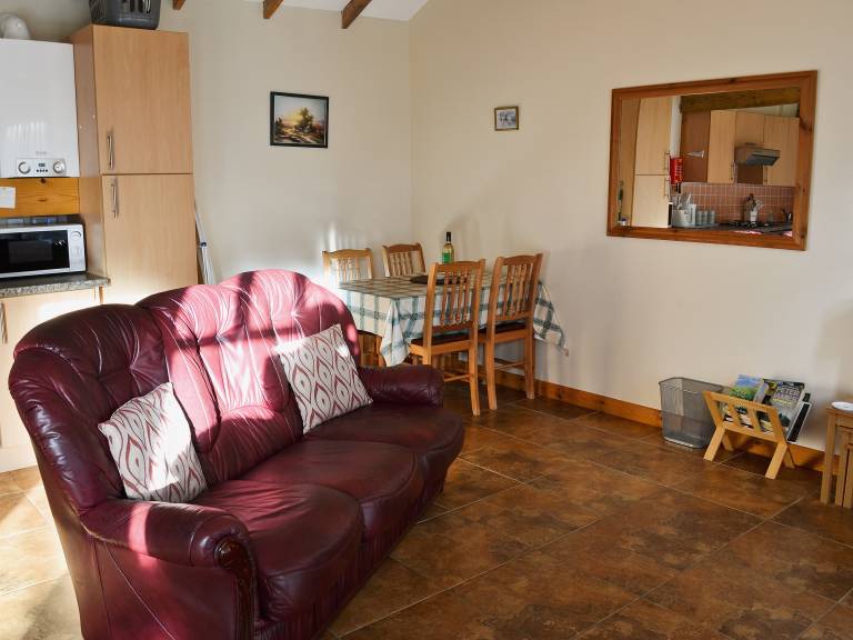 Cottage with garden & grill — photo 3