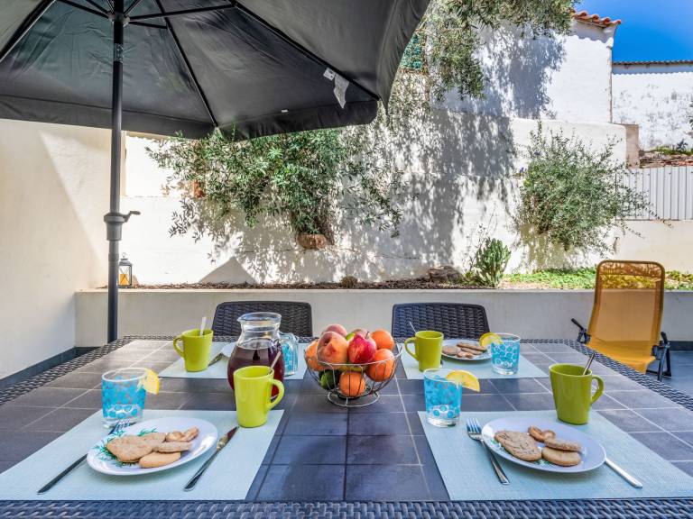 Child-friendly beautiful house with terrace, pool & BBQ | Perfect for remote work | Dogs allowed — photo 2