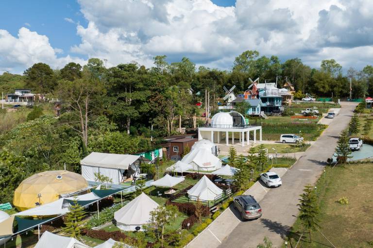 Ozone by Bankhaokho in Khao Kho
