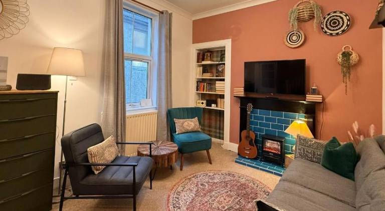 Vacation home with 3 rooms for 5 persons in Inverness