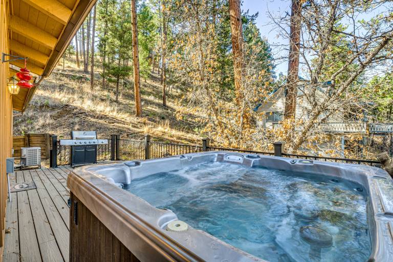 Hot Tub Haven w/ Game Room & Grill in Ruidoso! — photo 3