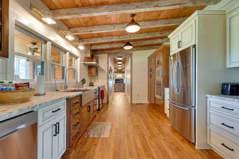 Spacious Alabama Retreat - Deck, Grill & Fire Pit! — photo 4