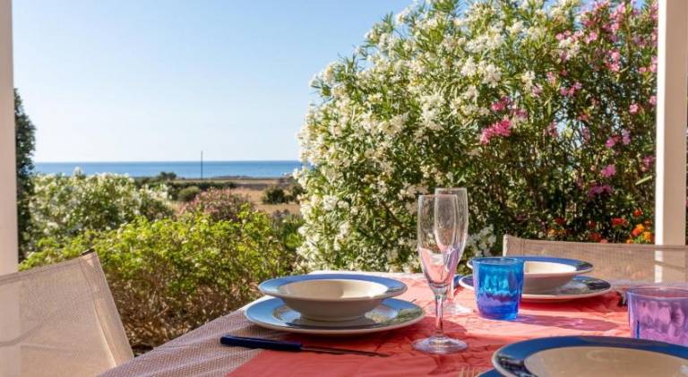 Child-friendly vacation home with barbecue, yard & terrace | Pets are welcome — photo 4
