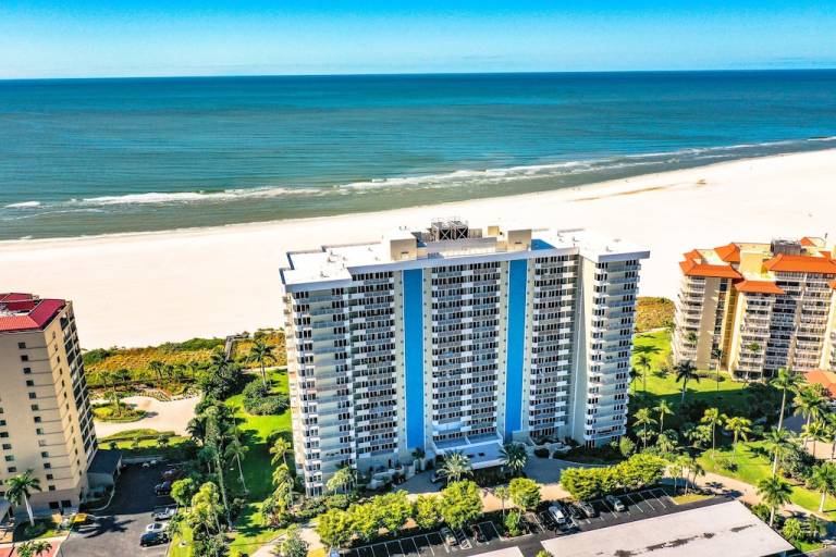 Condo  Marco Island