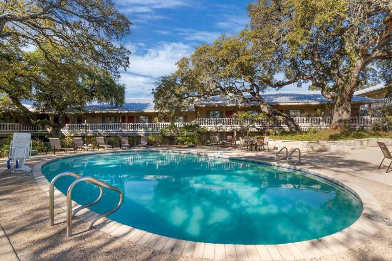 Best Western Sunday House Inn — photo 2