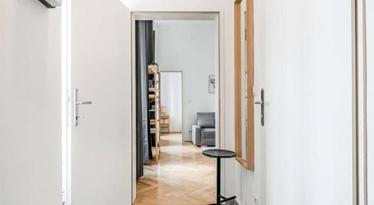 Rental apartment with 2 rooms for 6 persons — photo 4