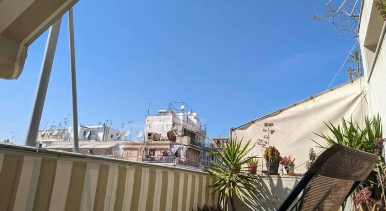 Holiday apartment with terrace — photo 4