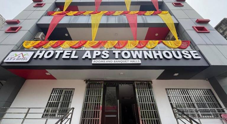 Hotel APS TOWNHOUSE Conveniently Near High Court