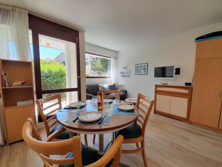 Charming studio with pool | Close to the beach | Pet-friendly — photo 3