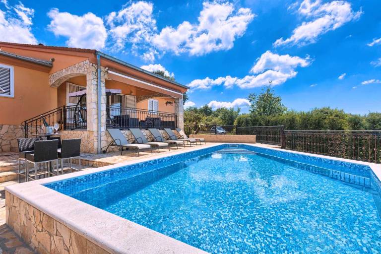 Family-friendly rental with yard, terrace & pool | Pool view | Pet-friendly — photo 5