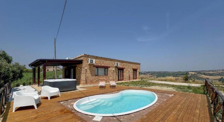 70 m&sup2; Ferienhaus