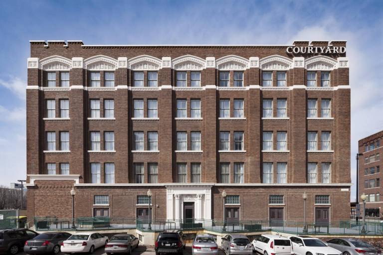 Courtyard by Marriott Omaha Downtown/Old Market Area in Omaha, NE