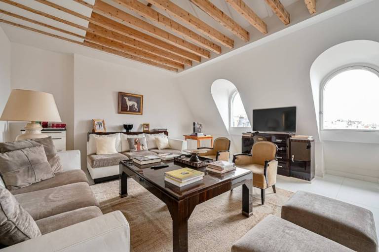 Rental apartment with fast internet | Near Arc de Triomphe | City view | Perfect for remote work — photo 4