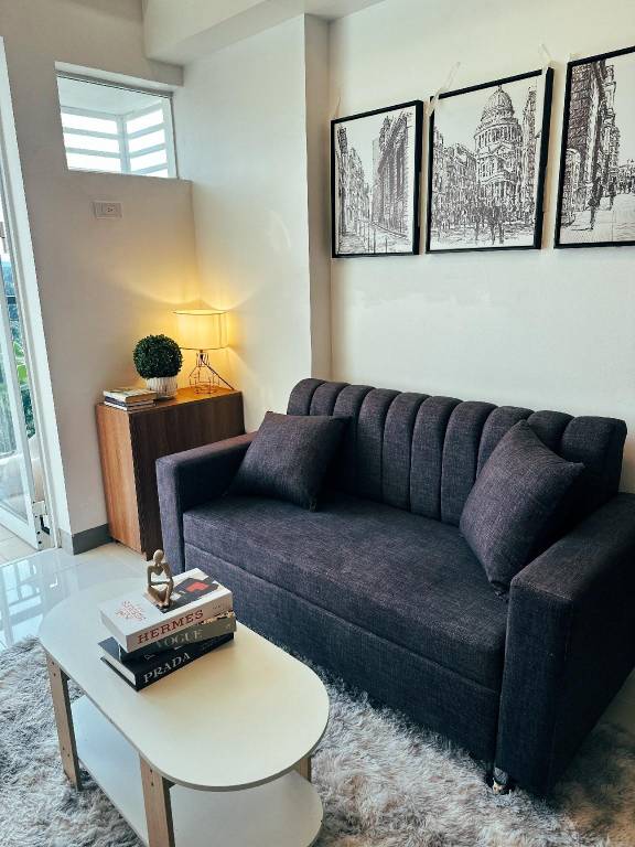 Apartment with yard in Silang