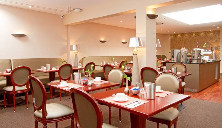 Drake Longchamp Hotel — photo 3
