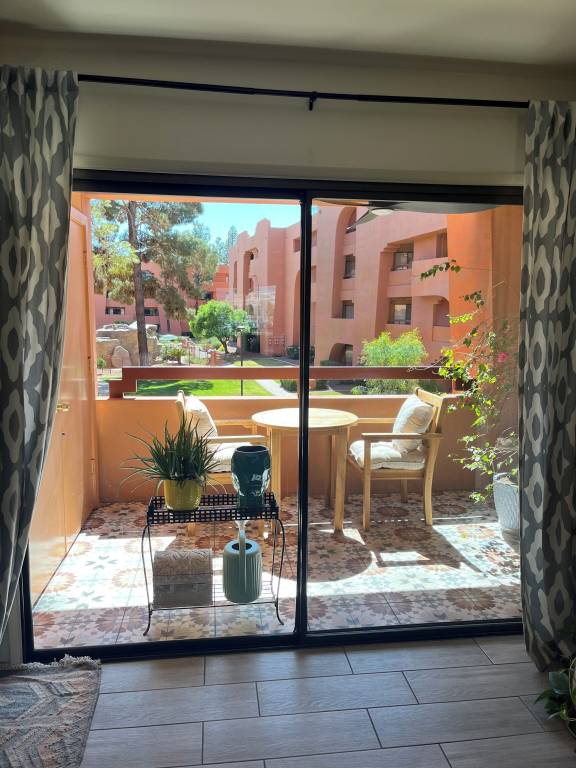 Condo Orangetree Estates