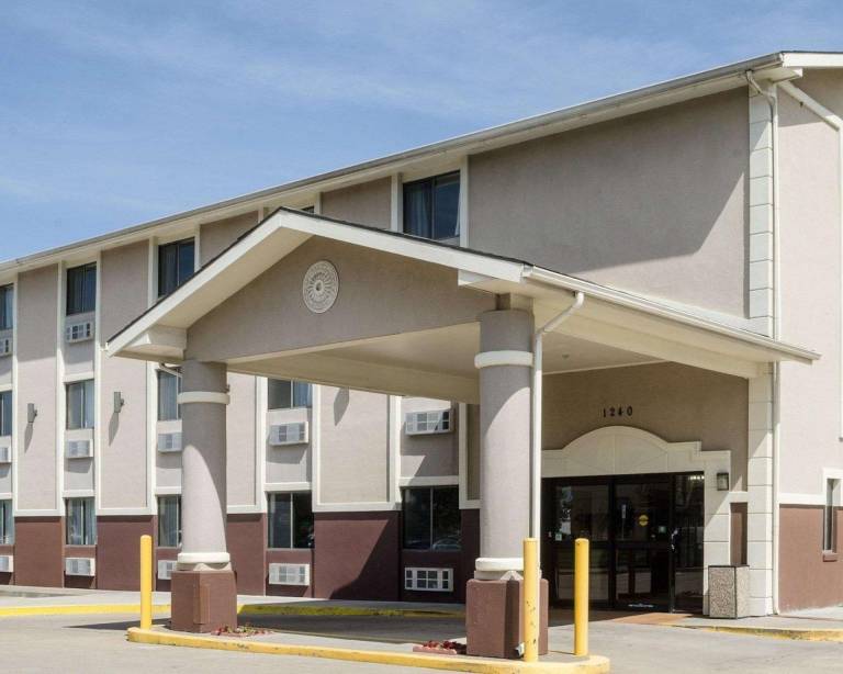 Quality Inn I-70 at Wanamaker in Topeka, KS