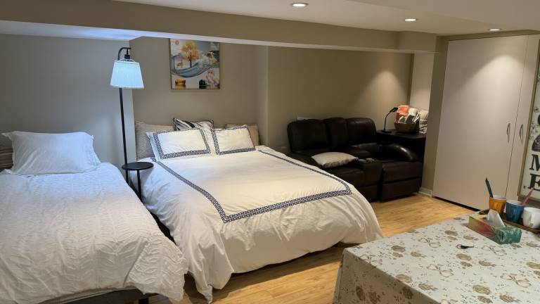 Private room  Yonge-Eglinton