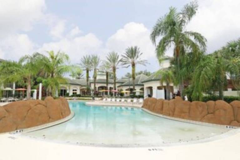 Condo Emerald Island