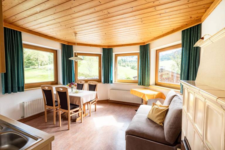 Ferienwohnung mit Hund in Enterwinkl, Maria Alm am Steinernen Meer f&uuml;r max. 2 Personen