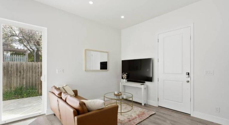 House with 4 rooms for 8 persons in Davis, CA