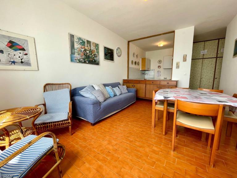 Family-oriented charming apartment | Sea view | Close to the beach | Pets allowed — photo 2