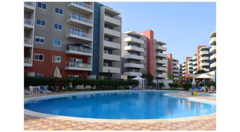 Rental apartment with private pool & patio — photo 3